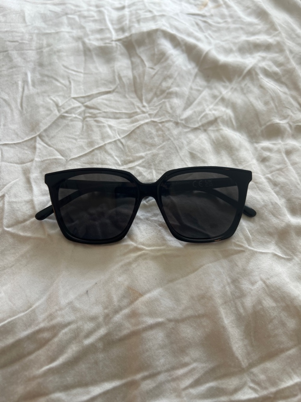 H&M Black Oversized Square Sunglasses